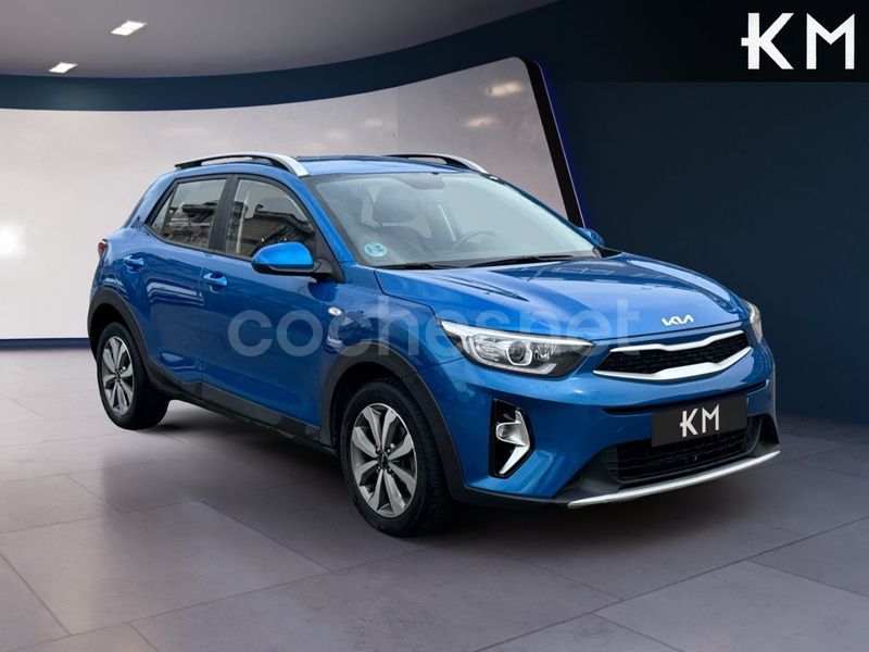 Usado Kia Stonic Plus 84 CV (61 kW) 2022 Azul SUV