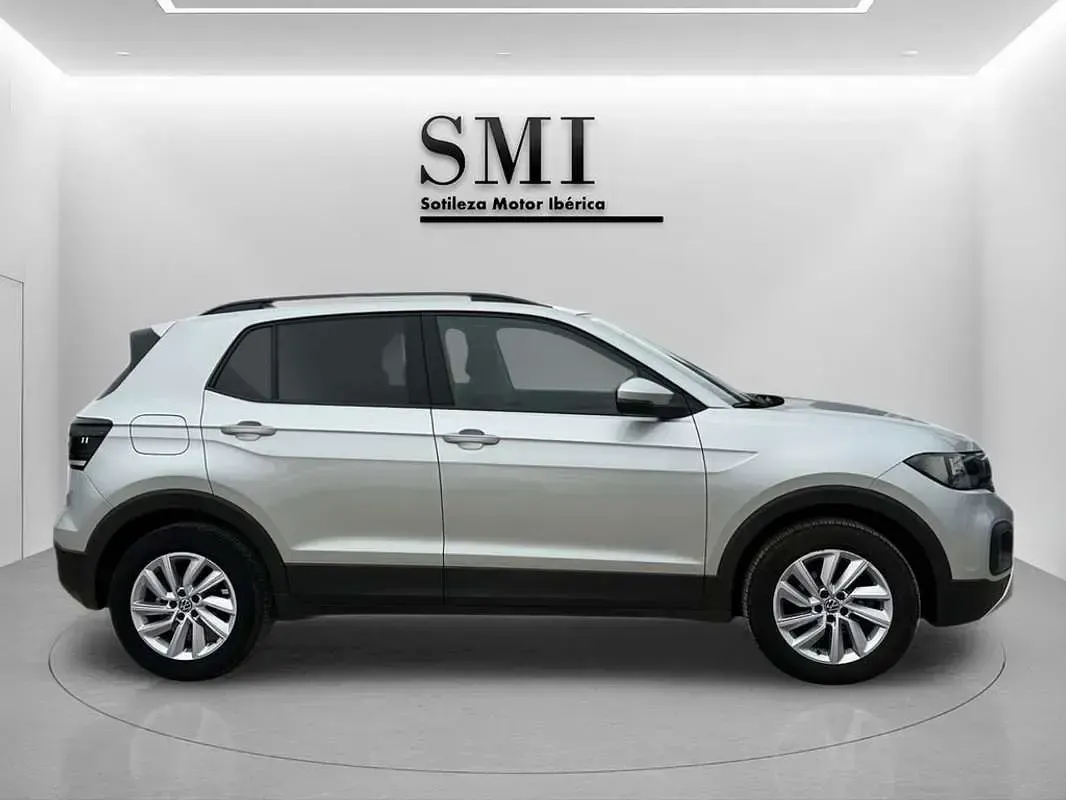 Usado VW T-Cross Advance 110 CV (80 kW) 2023 Gris SUV