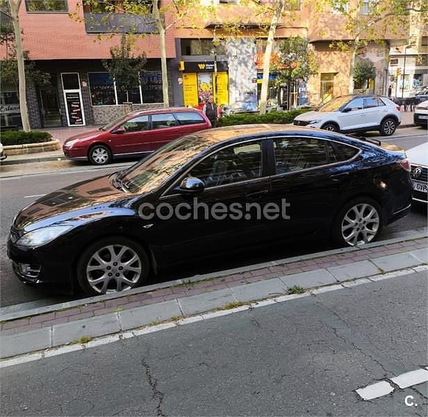 Usado Mazda 6 Luxury 140 CV (102 kW) 2008 Granate Berlina