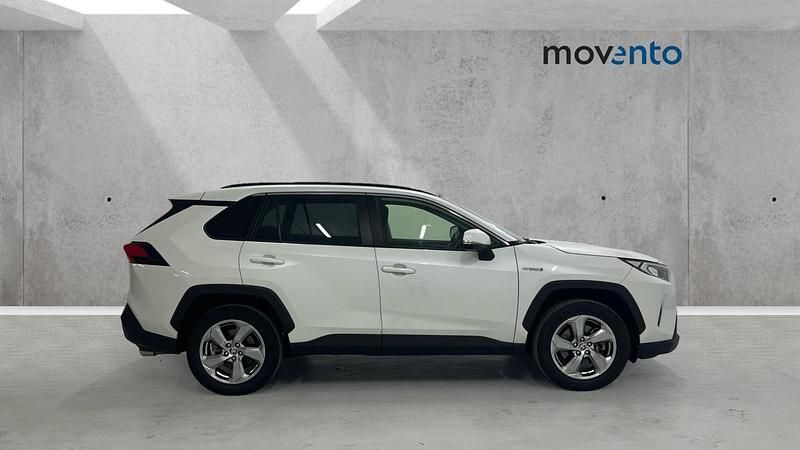 Usado Toyota RAV4 Hybrid Style 218 CV (160 kW) 2020 Blanco SUV