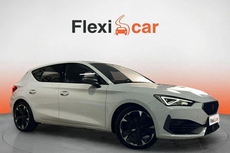 Blanco Usado 2023 Cupra Leon Familiar | 21.190 € (Buen precio) - Imagen 1/4