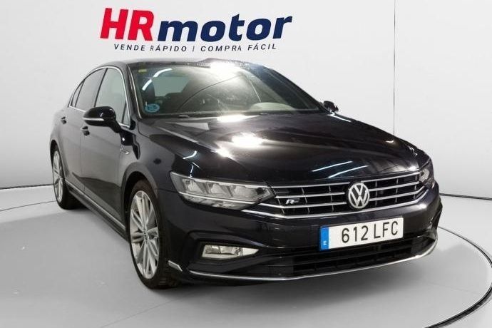 Usado 2020 VW Passat R-line Berlina | 24.790 € - Imagen 1/4