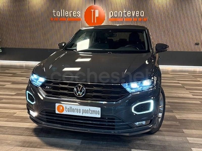 Usado VW T-Roc R-line 150 CV (110 kW) 2022 Gris / plata SUV