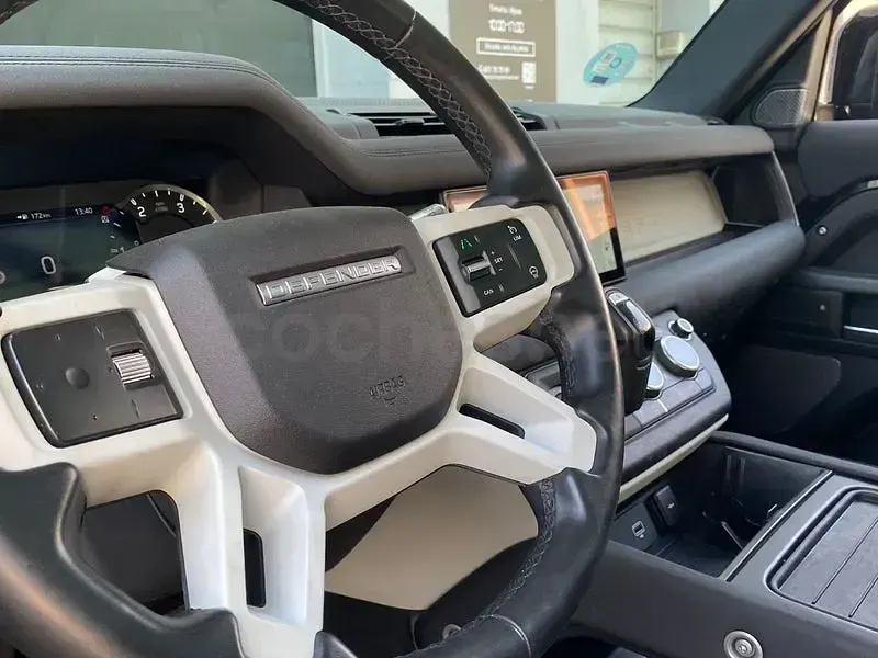 Usado Land Rover Defender 240 CV (176 kW) 2020 Negro SUV