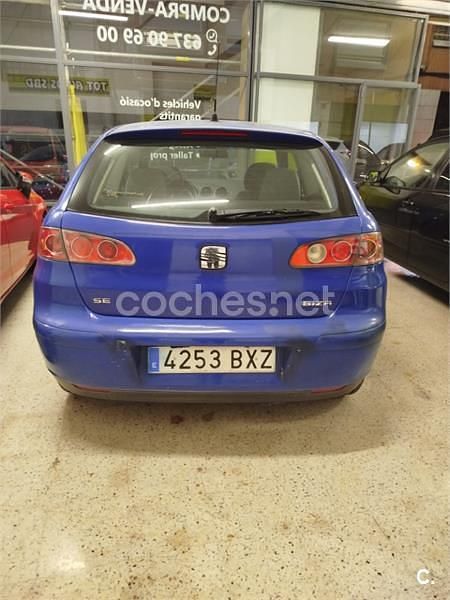 Usado Seat Ibiza 75 HP (55 kW) 2002 Azul Citadino