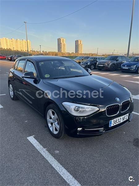 Usado BMW 118 Comfort Edition 143 CV (105 kW) 2015 Negro Utilitario
