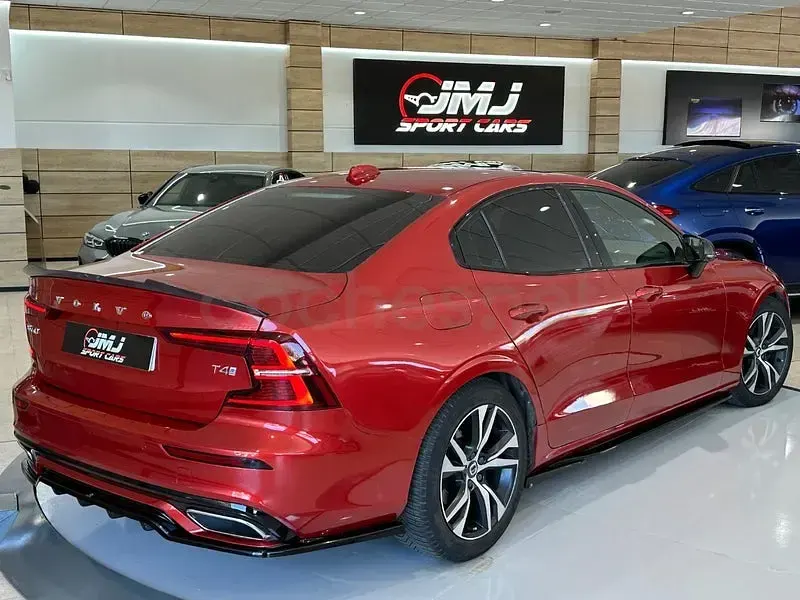 Usado Volvo S60 R-Design 190 CV (139 kW) 2020 Granate Berlina