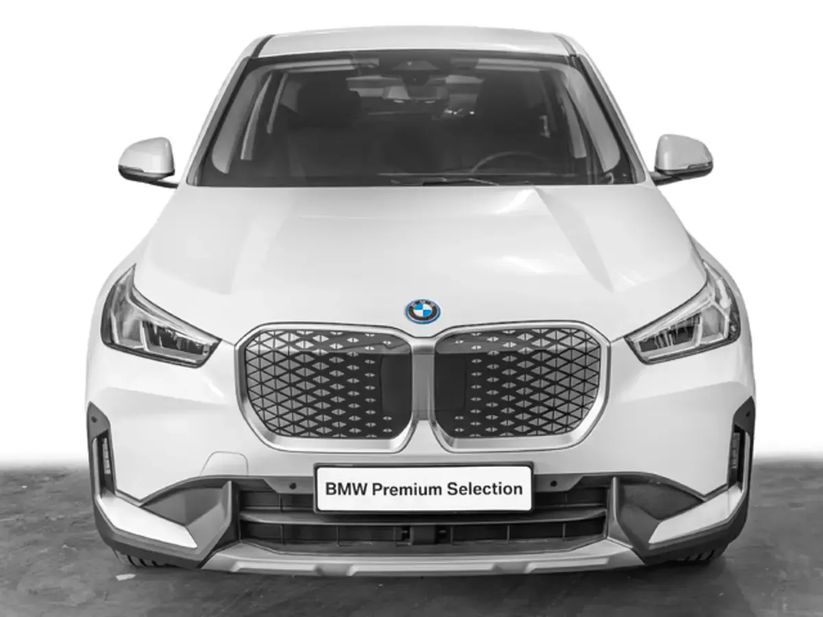 Usado BMW iX1 230 kW (313 CV) 2025 Blanco SUV
