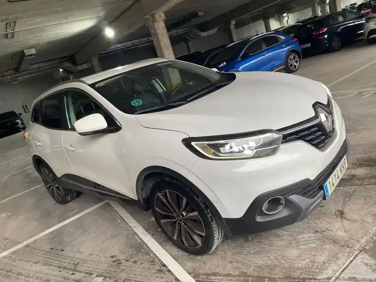 Usado Renault Kadjar Zen 132 CV (97 kW) 2018 Blanco SUV