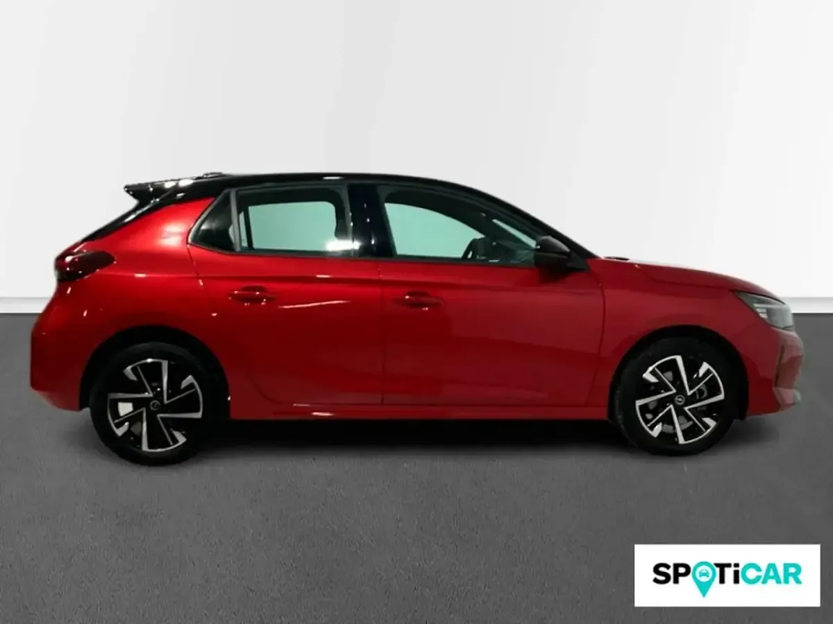 Usado Opel Corsa 100 CV (73 kW) 2025 Rojo Utilitario