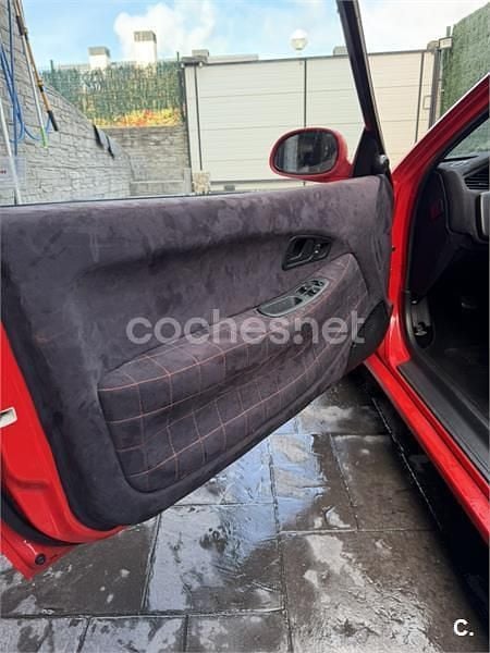 Usado Honda Civic 125 CV (91 kW) 1994 Rojo Coupe