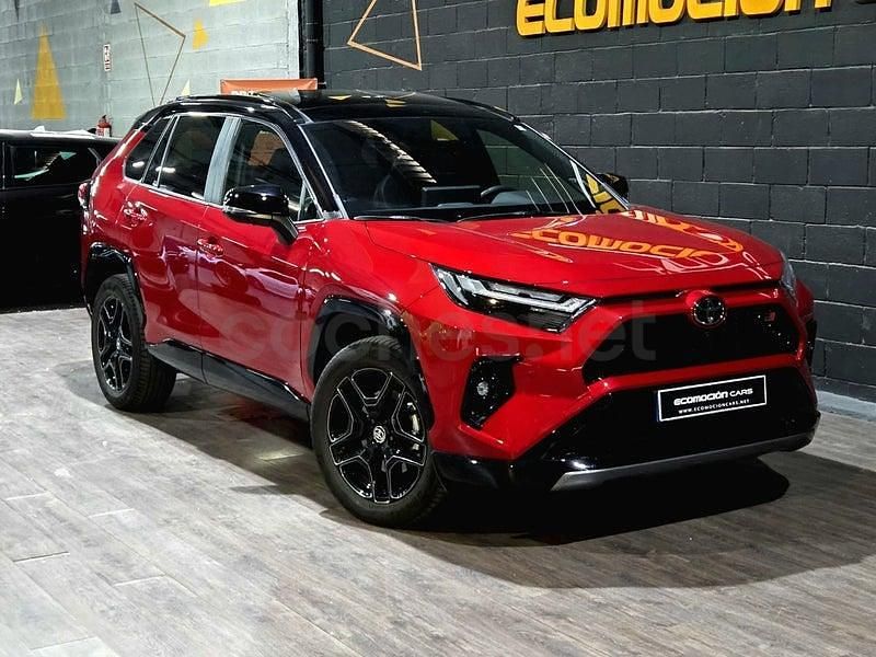 Usado Toyota RAV4 Hybrid Plus 222 CV (163 kW) 2024 Rojo SUV