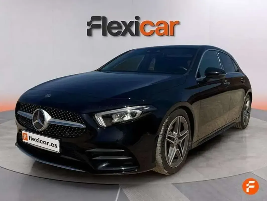 Usado Mercedes A200 163 CV (119 kW) 2019 Negro Berlina