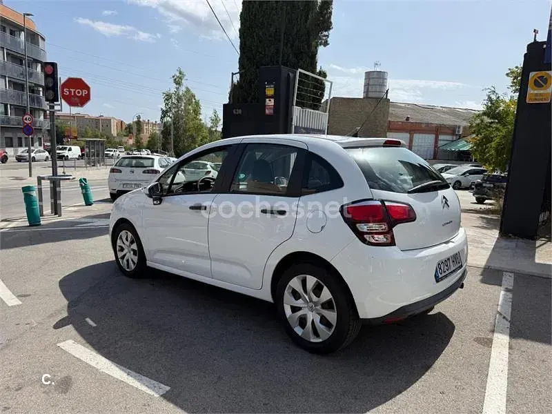 Usado Citroën C3 82 CV (60 kW) 2013 Blanco Berlina