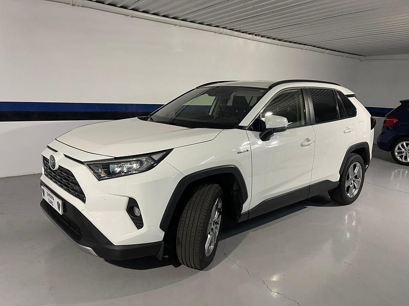 Usado Toyota RAV4 Hybrid Advance 218 CV (160 kW) 2020 Blanco SUV