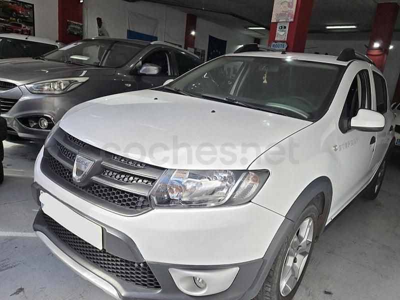 Usado Dacia Sandero Ambiance 73 CV (53 kW) 2017 Blanco Berlina