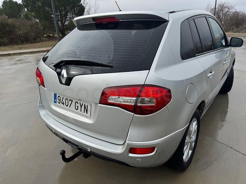 Usado Renault Koleos Dynamique 150 CV (110 kW) 2010 Gris / plata SUV