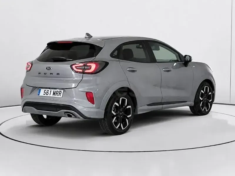 Usado Ford Puma ST-Line X 155 CV (114 kW) 2024 Gris / plata SUV