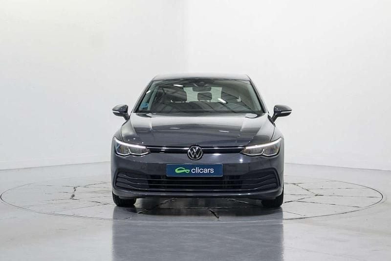 Usado VW Golf VIII Life 110 CV (80 kW) 2023 Azul Utilitario