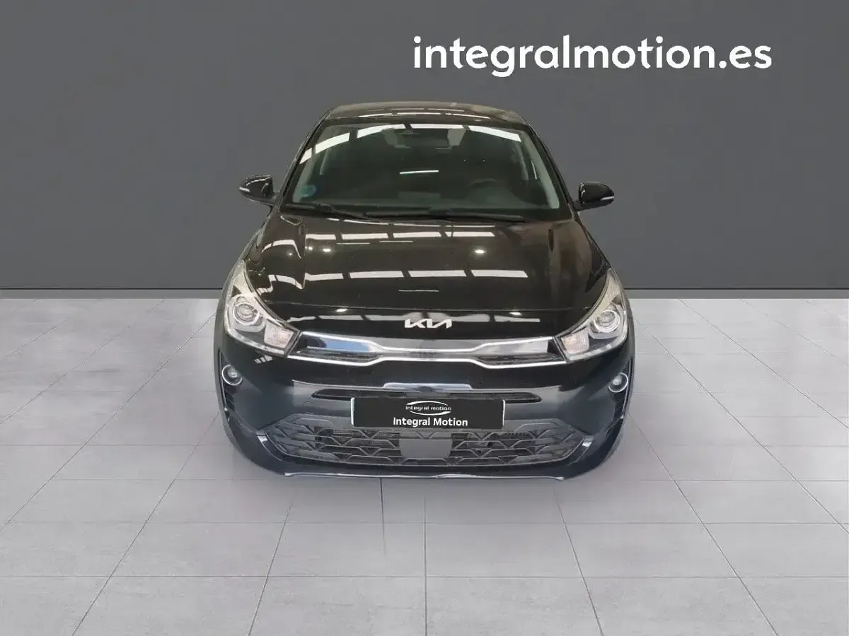 Usado Kia Rio 119 CV (87 kW) 2022 Negro