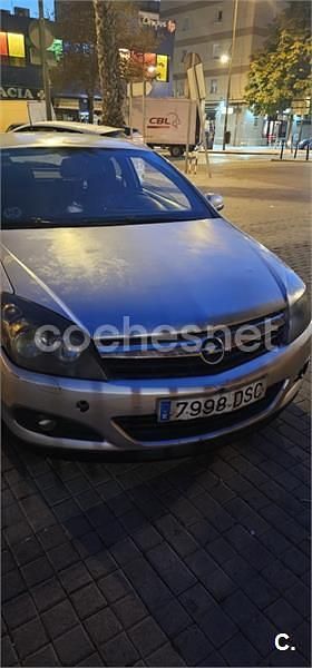Gris / plata Usado 2005 Opel Astra GTC Sport Berlina | 900 € (Super precio) - Imagen 1/4