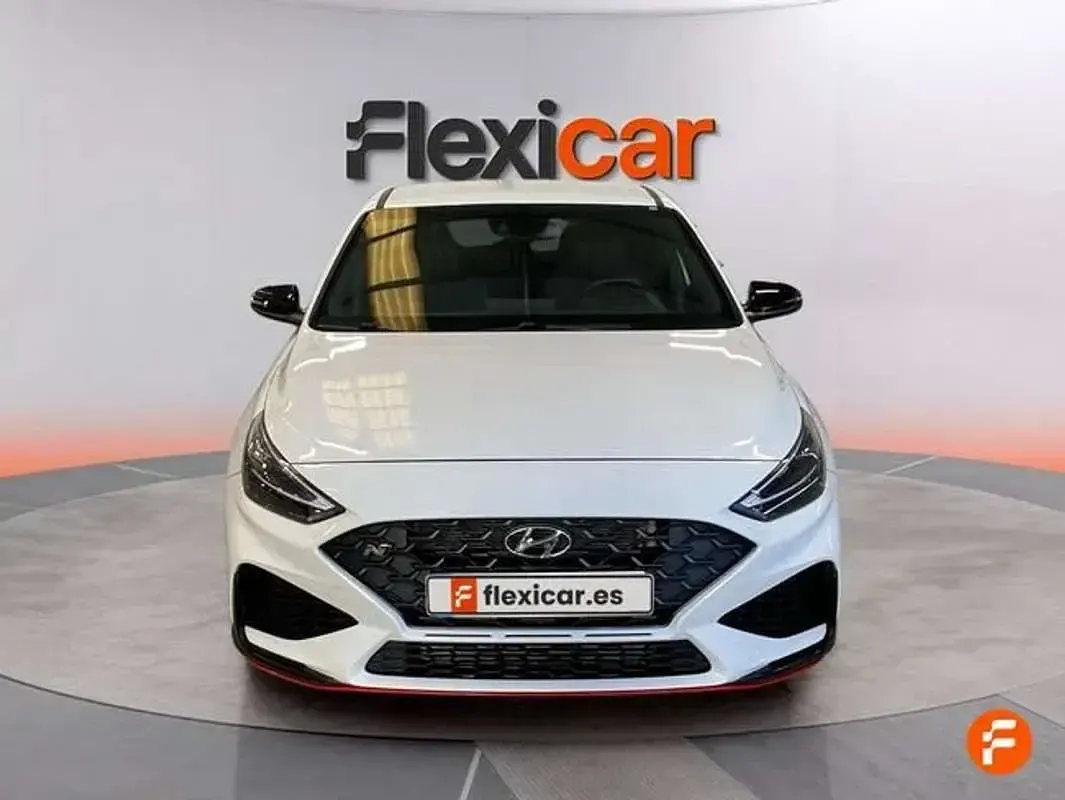 Usado Hyundai i30 250 CV (183 kW) 2022 Blanco Utilitario