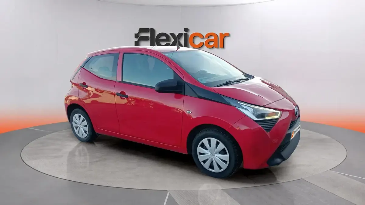 Usado Toyota Aygo X-play 72 CV (52 kW) 2022 Utilitario