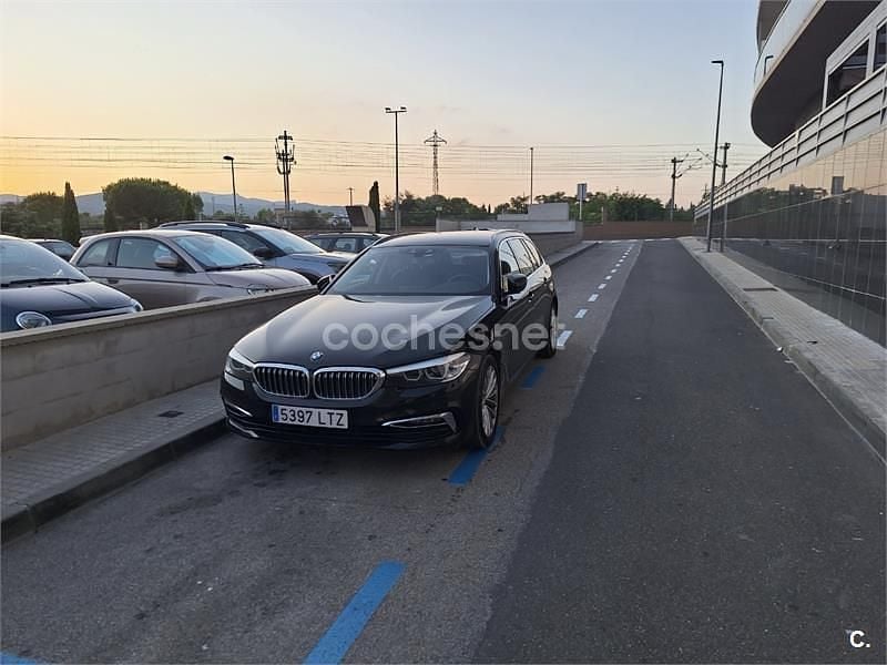 Negro Usado 2018 BMW 530 Comfort Edition Familiar | 19.999 € (Super precio) - Imagen 1/4