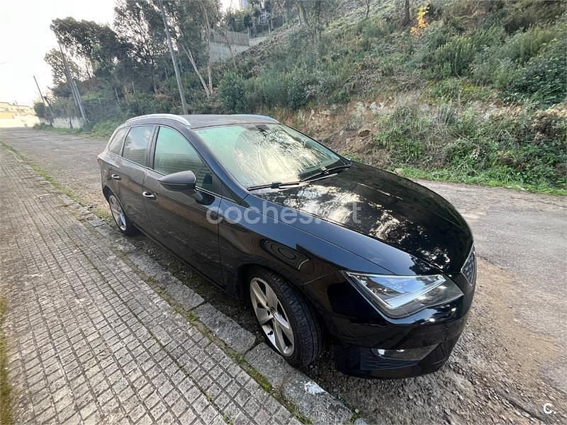 Negro Usado 2016 Seat Leon FR Familiar | 9900 € (Buen precio) - Imagen 1/4
