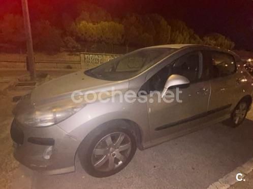 Gris / plata Usado 2008 Peugeot 308 Berlina | 2200 € (Buen precio) - Imagen 1/4