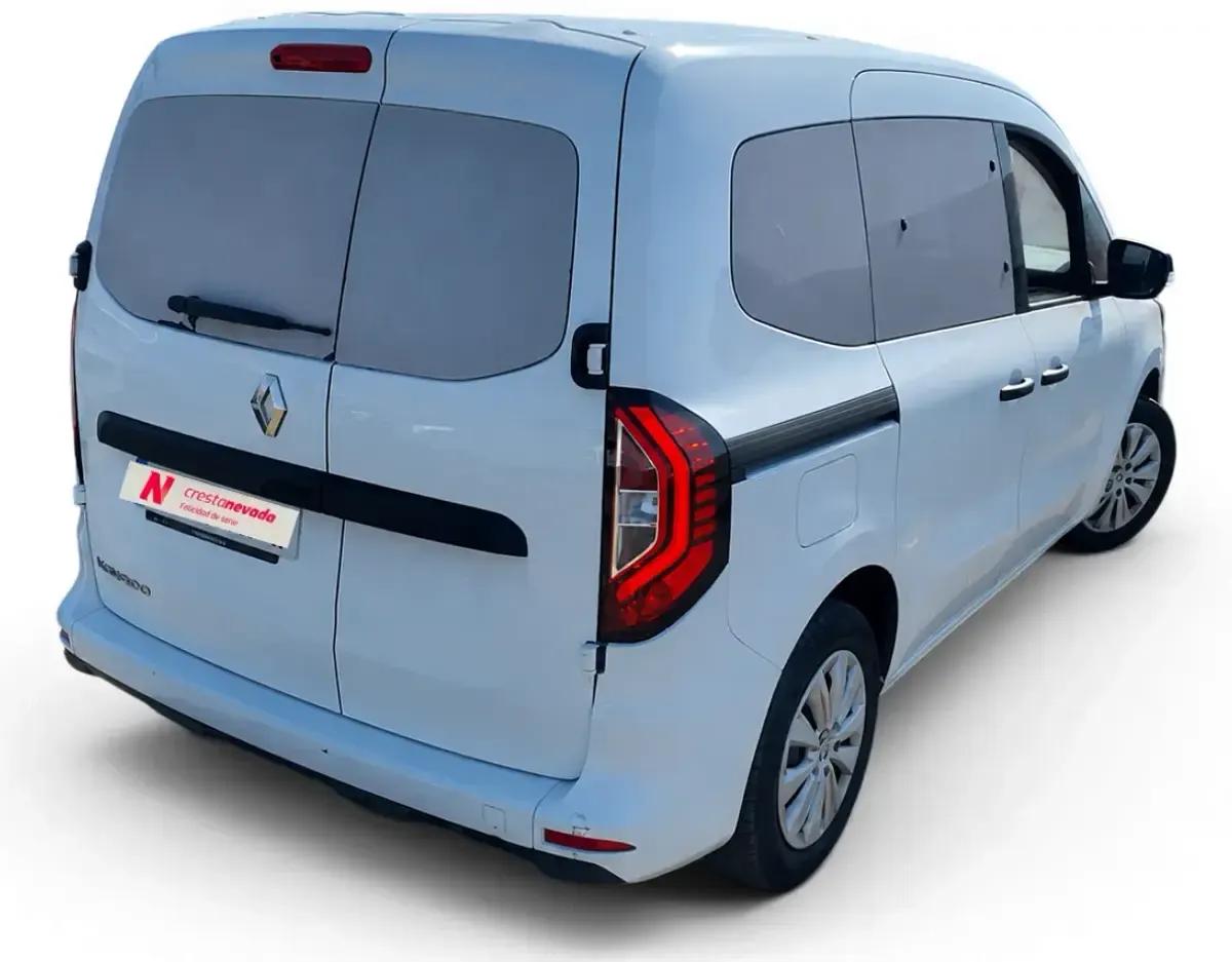 Usado Renault Kangoo 95 CV (69 kW) 2024 Blanco Monovolumen