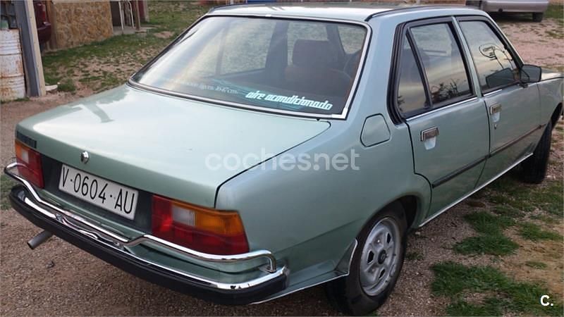 Begagnad Renault R18 83 HK (61 kW) 1986 Grön Kombi