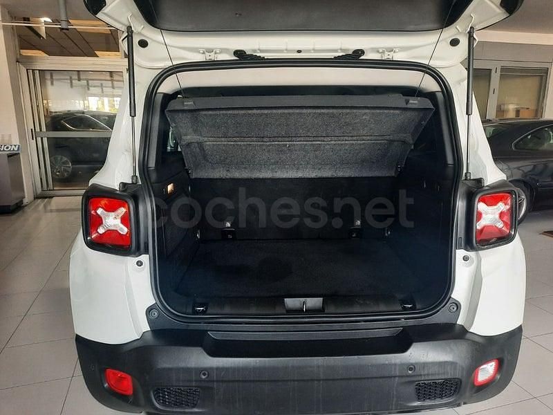 Usado Jeep Renegade Night Eagle 140 CV (102 kW) 2019 Blanco SUV