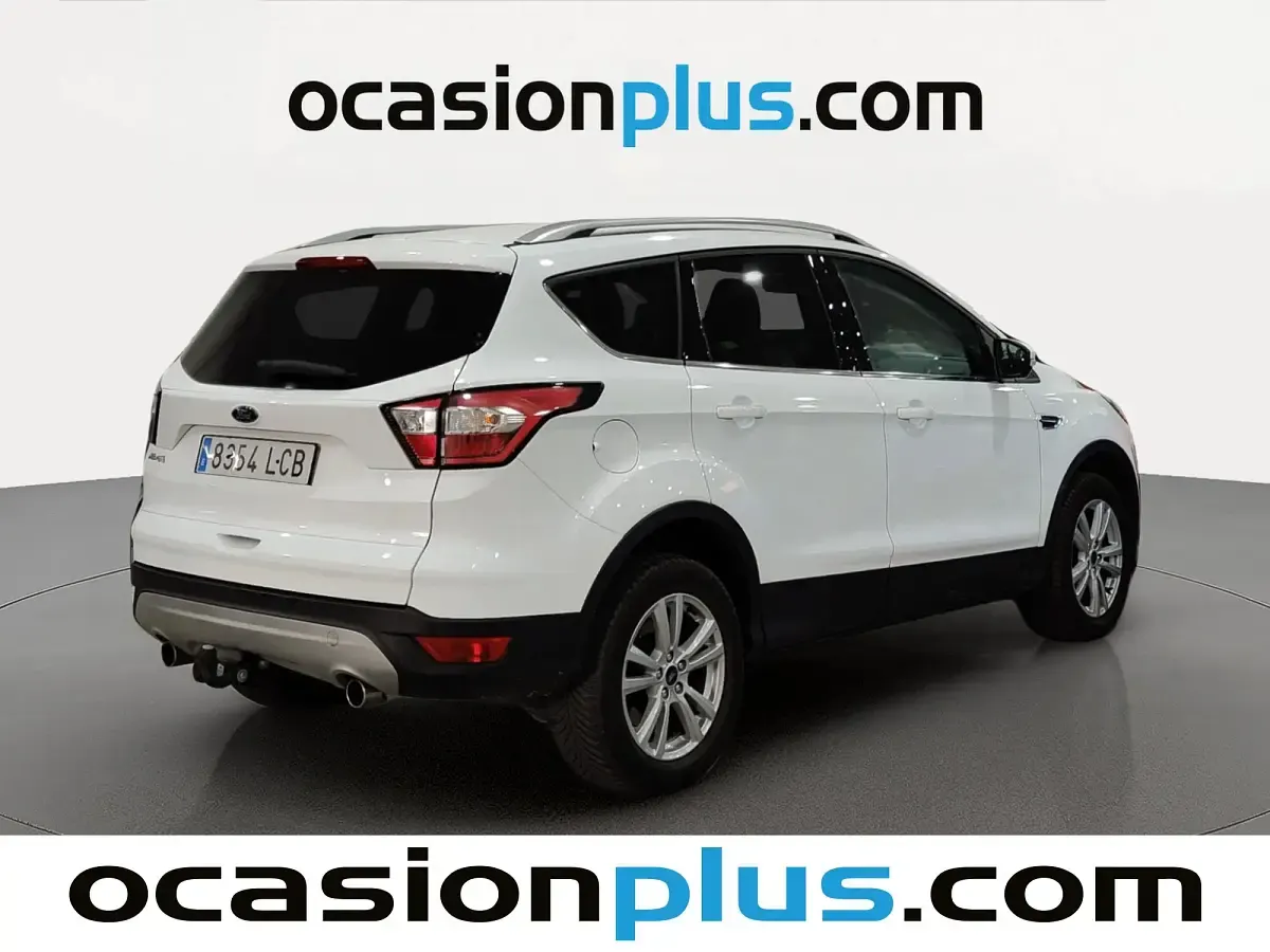 Usado Ford Kuga Trend+ 120 CV (88 kW) 2019 Blanco SUV