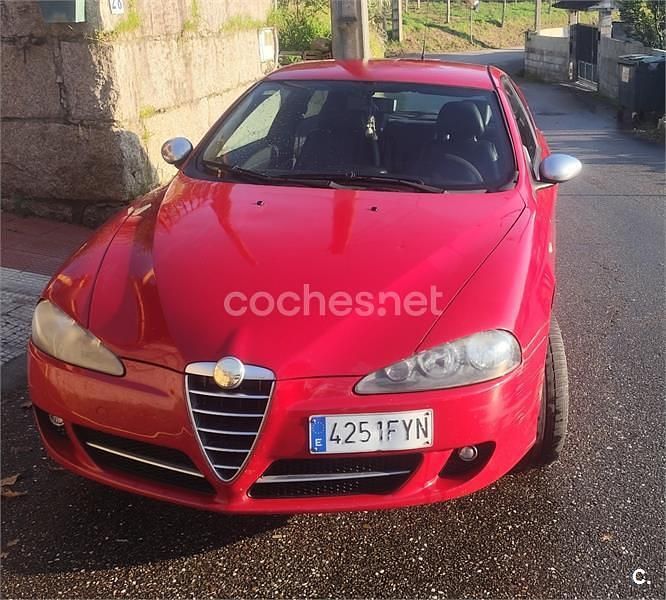 Usado Alfa Romeo 147 120 CV (88 kW) 2007 Rojo Utilitario