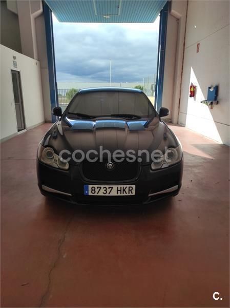 Negro Usado 2009 Jaguar XF Premium Luxury Berlina | 10.500 € (Caro) - Imagen 1/4