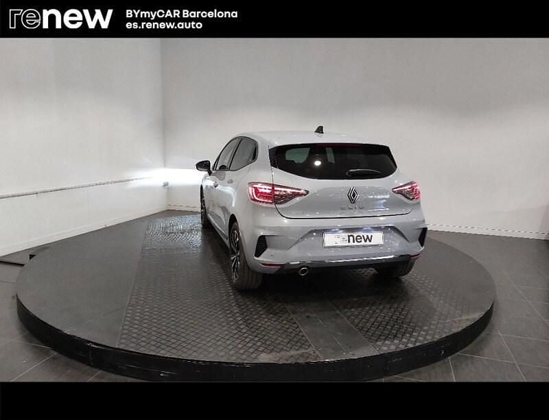 Usado Renault Clio V Techno 100 CV (73 kW) 2025 Gris Berlina