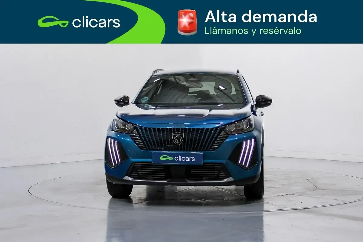 Usado Peugeot 2008 Allure 100 CV (73 kW) 2025 Azul SUV
