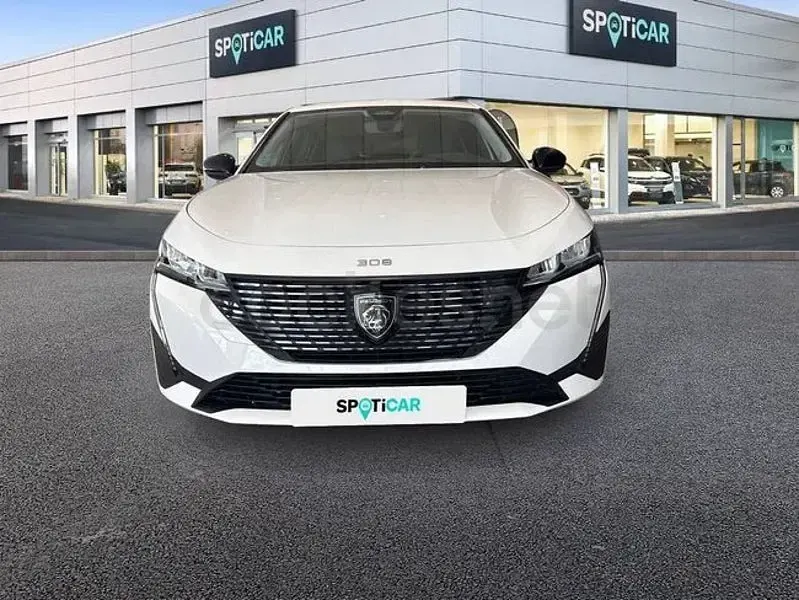 Usado Peugeot 308 Allure 130 CV (95 kW) 2023 Blanco Berlina