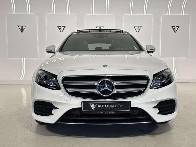 Usado Mercedes E300 306 CV (225 kW) 2020 Blanco Familiar