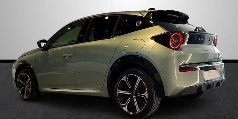 Nuevo Lancia Ypsilon 114 kW (156 CV) 2025 Verde Utilitario