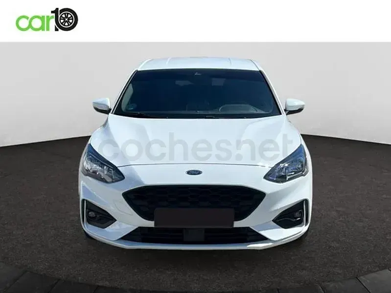 Usado Ford Focus ST-Line 125 CV (91 kW) 2021 Blanco Berlina