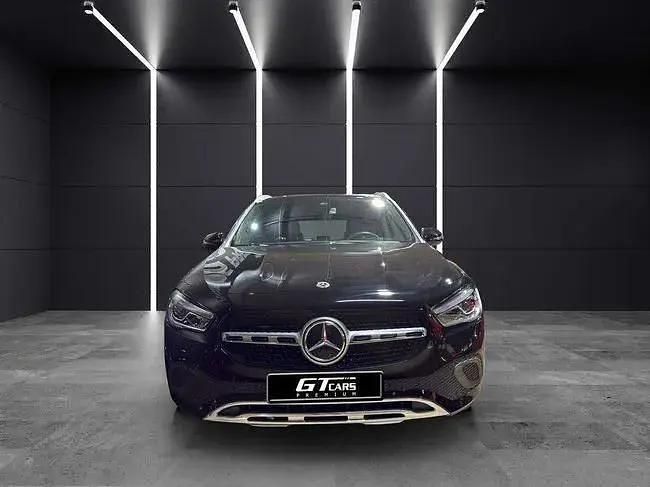 Usado Mercedes GLA200 Progressive 150 HP (110 kW) 2023 Preto SUV