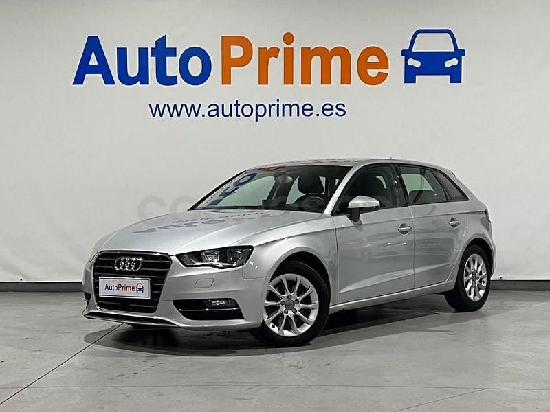 Usado Audi A3 Ambition 150 CV (110 kW) 2013 Gris / plata Berlina