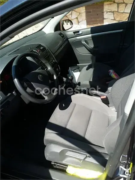 Usado VW Golf IV Highline 105 CV (77 kW) 2005 Azul Berlina