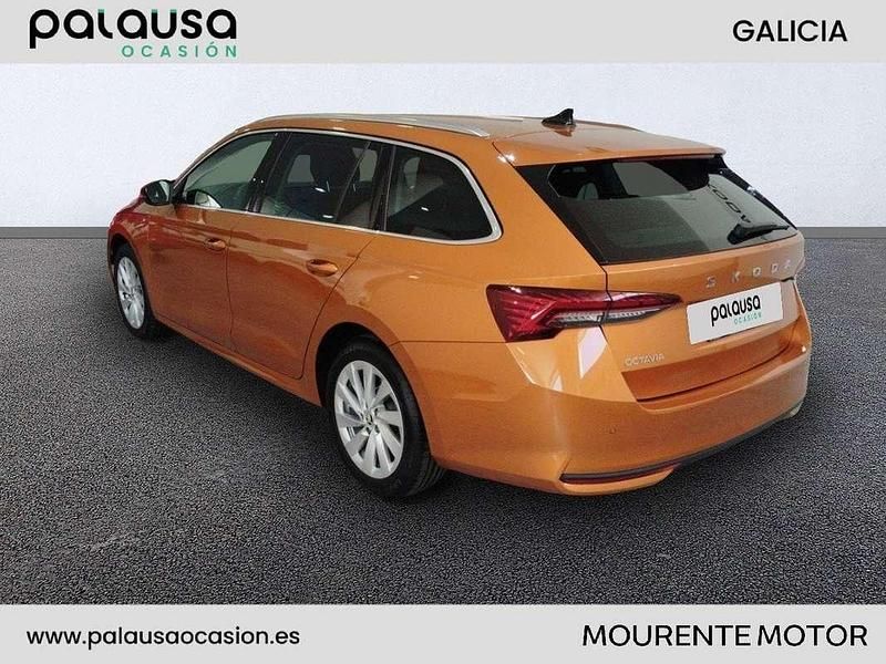 Occasion Skoda Octavia 116 ch (85 kW) 2024 Orange Citadine