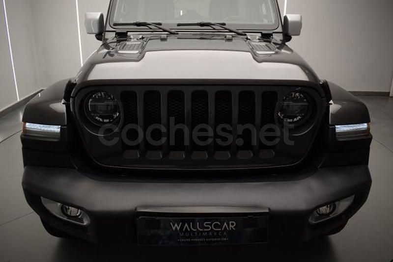 Usado Jeep Wrangler Unlimited Sahara 200 CV (147 kW) 2019 Gris / plata SUV