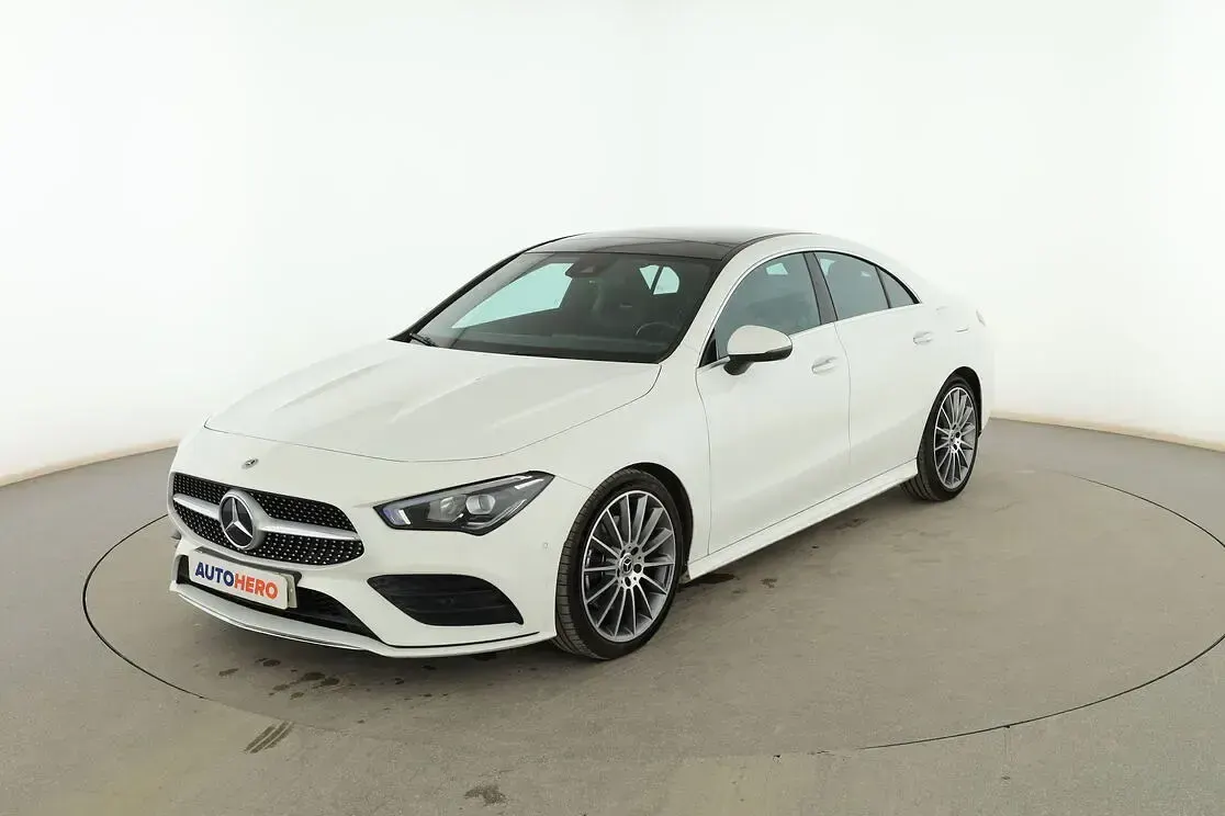 Begagnad Mercedes CLA200 AMG line 150 HK (110 kW) 2021 Sedan