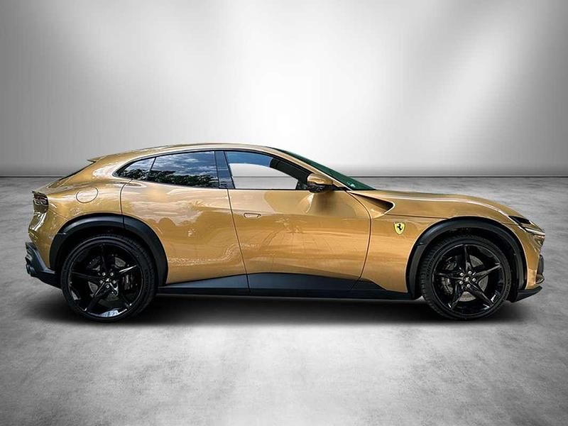 Usado Ferrari Purosangue 725 CV (533 kW) 2024 Amarillo SUV