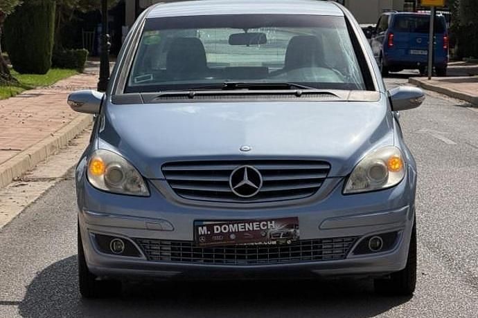 Usado Mercedes B200 Chrome 136 CV (100 kW) 2005 Monovolumen